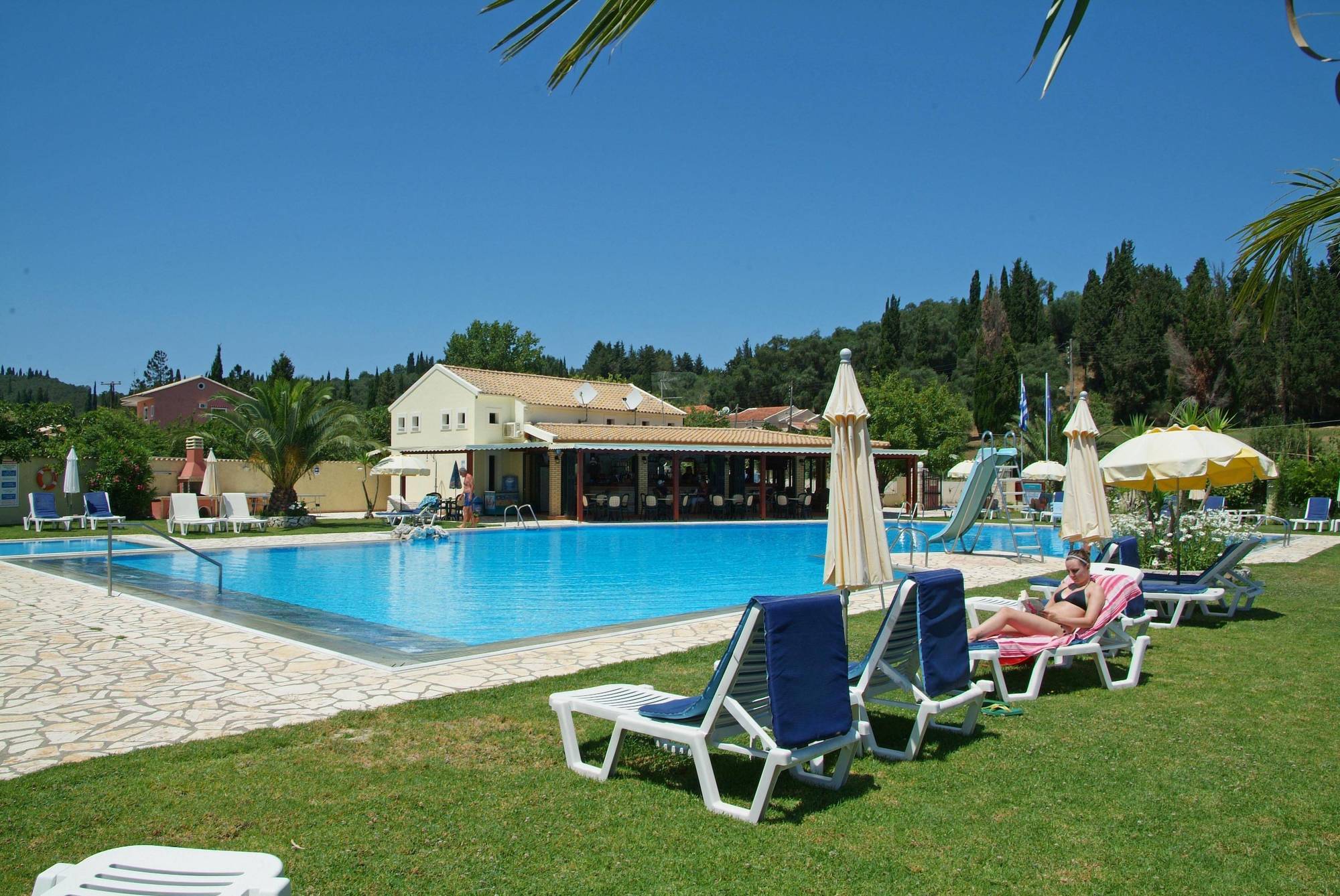 Ostria Hotel