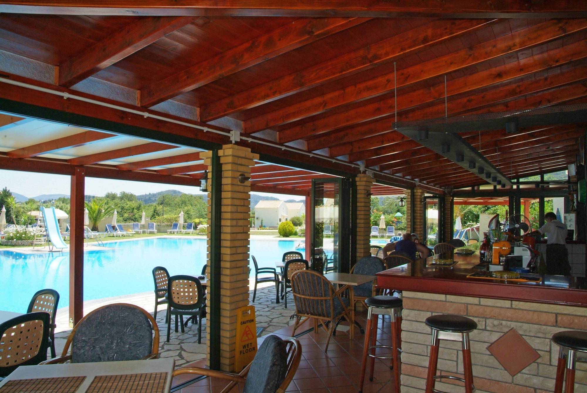 Ostria Hotel